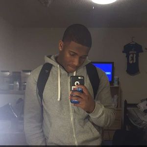 Meet your Posher, Khalik