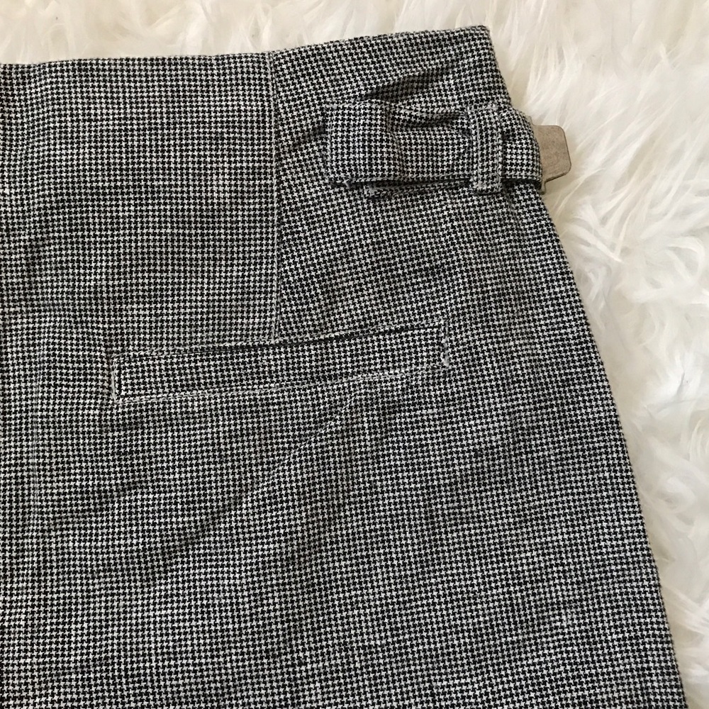 High Waisted Shorts - Picture 3 of 3