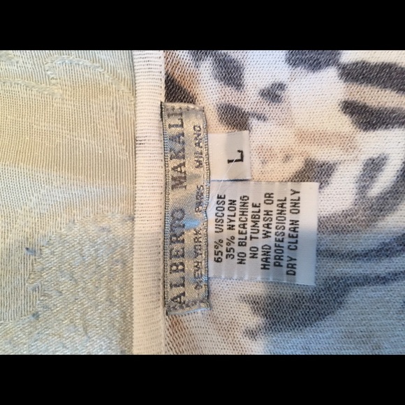 Knit Shirt with bead work - Picture 5 of 5