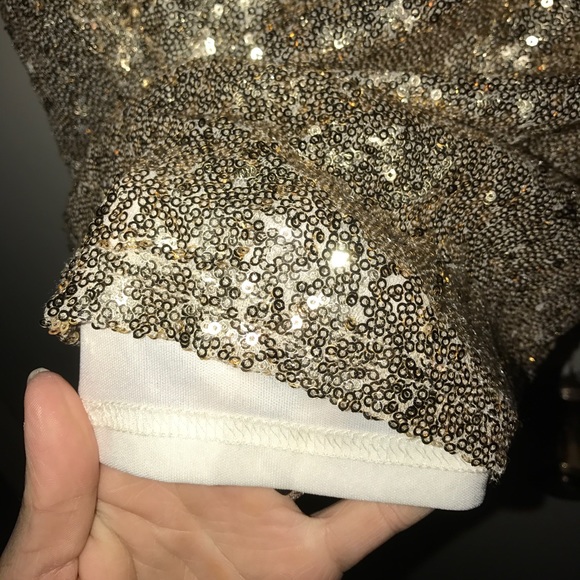 Red Clover Sequin Dress - Picture 3 of 4