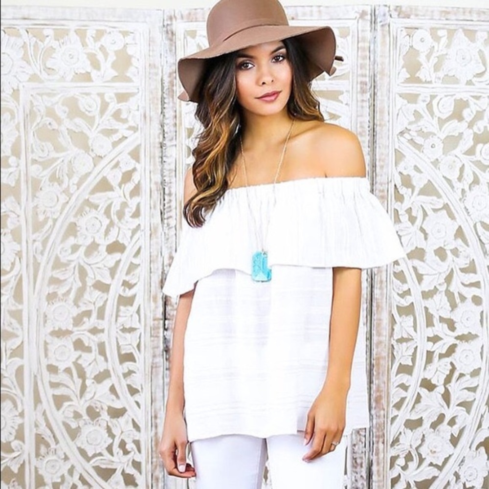 4SI3NNA Off the Shoulder White Flounce Anja Top
