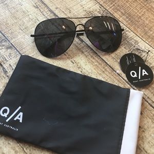 Quay oversized black aviators