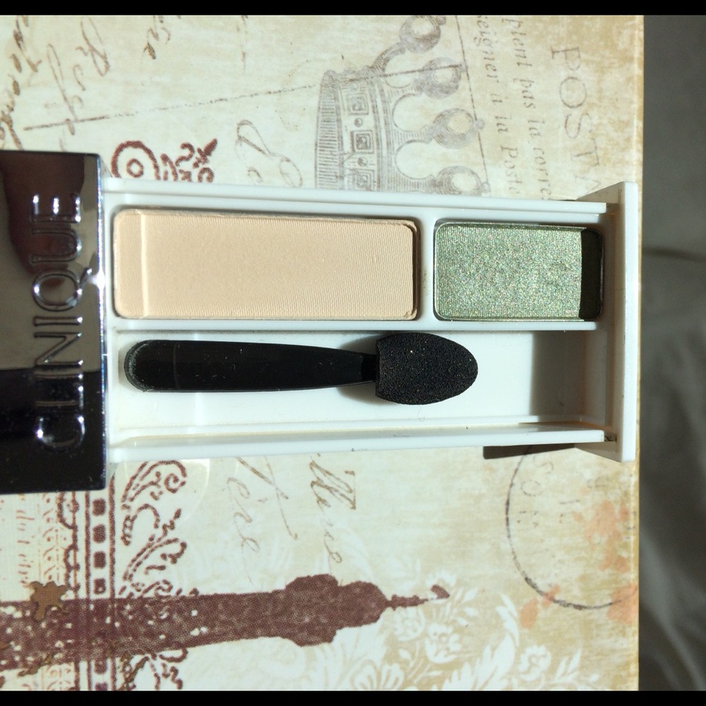 Clinique Colour surge eyeshadow duo sparkling sage