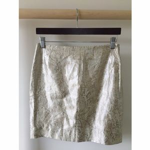 Silver patterned mini skirt