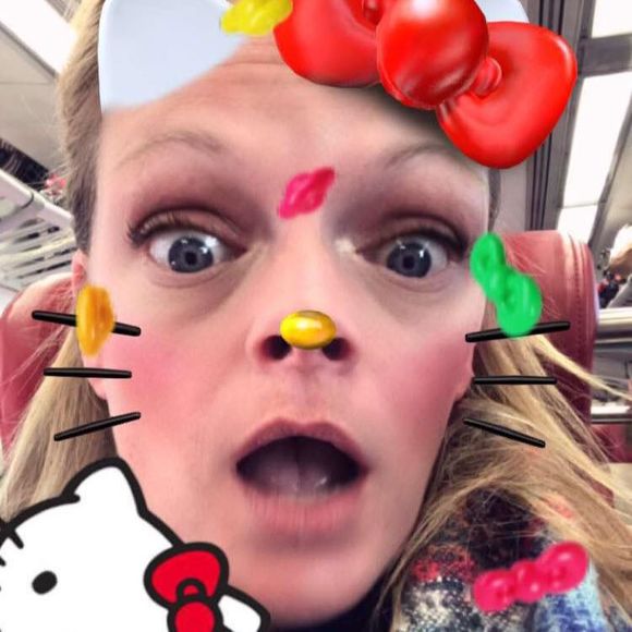 Meet your Posher, Amy - Picture 3 of 3