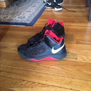 Nike Men's Basketball Sneakers