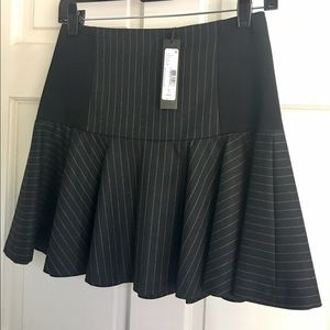 Alice + Olivia Short Drop Waist Skirt