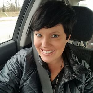 Meet your Posher, Steph