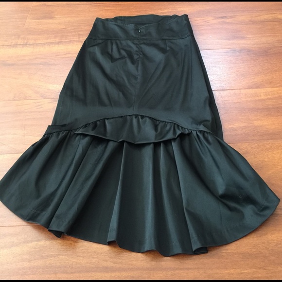 Highwaisted hi-low skirt - Picture 2 of 5