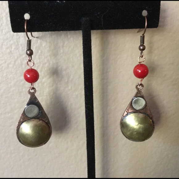 Handmade HM Simon Jewelry - Tri-metal And Coral Dangle Earrings A-3-17