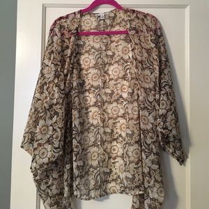 Never worn American Eagle Kimono