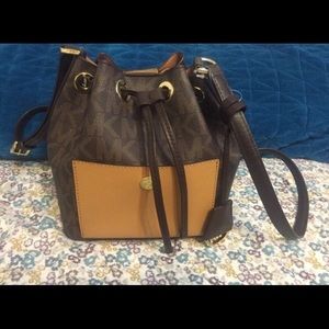 Michael Kors Small Bucket Bag