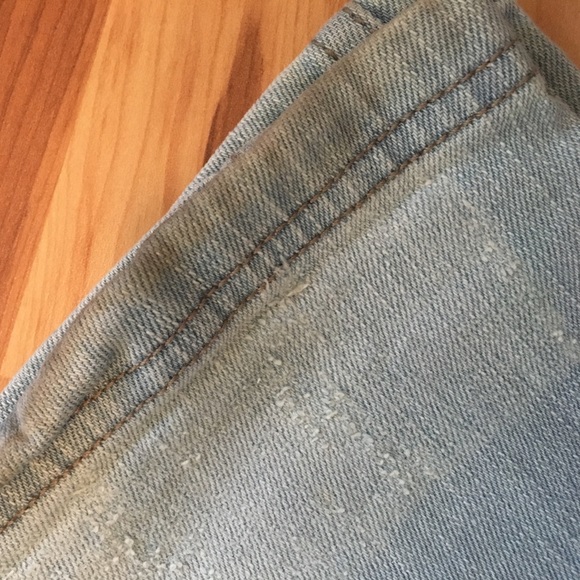 Distressed jeans - Picture 3 of 3