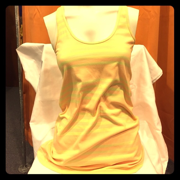 lululemon athletica Tops - Lululemon razorback lululemon athletica Tops - Lululemon razorback