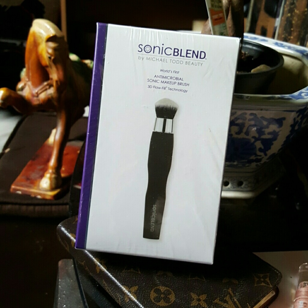 Michael Todd SonicBLEND Sonic Applicator brush
