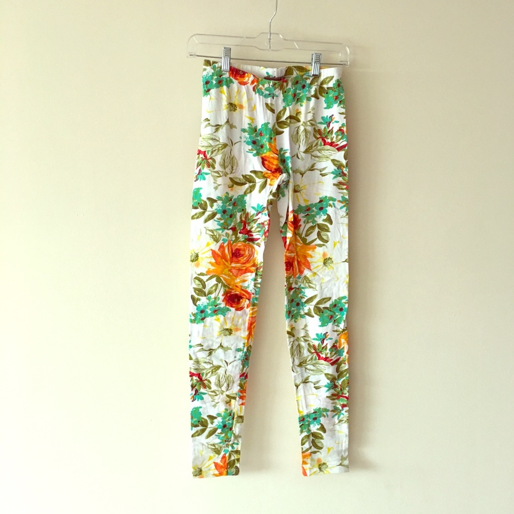 White floral leggings