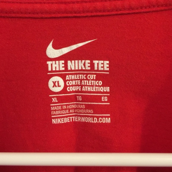 Unisex Chicago Nike tshirt - Picture 3 of 3