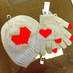 ❄️Brand new with tags GAP hat and gloves set!! ⛄️