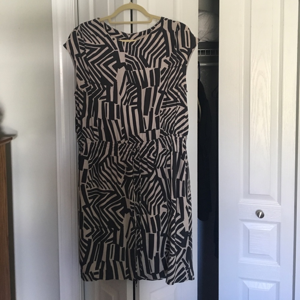 LOFT Gray and Tan, Cap Sleeve Dress, Size L