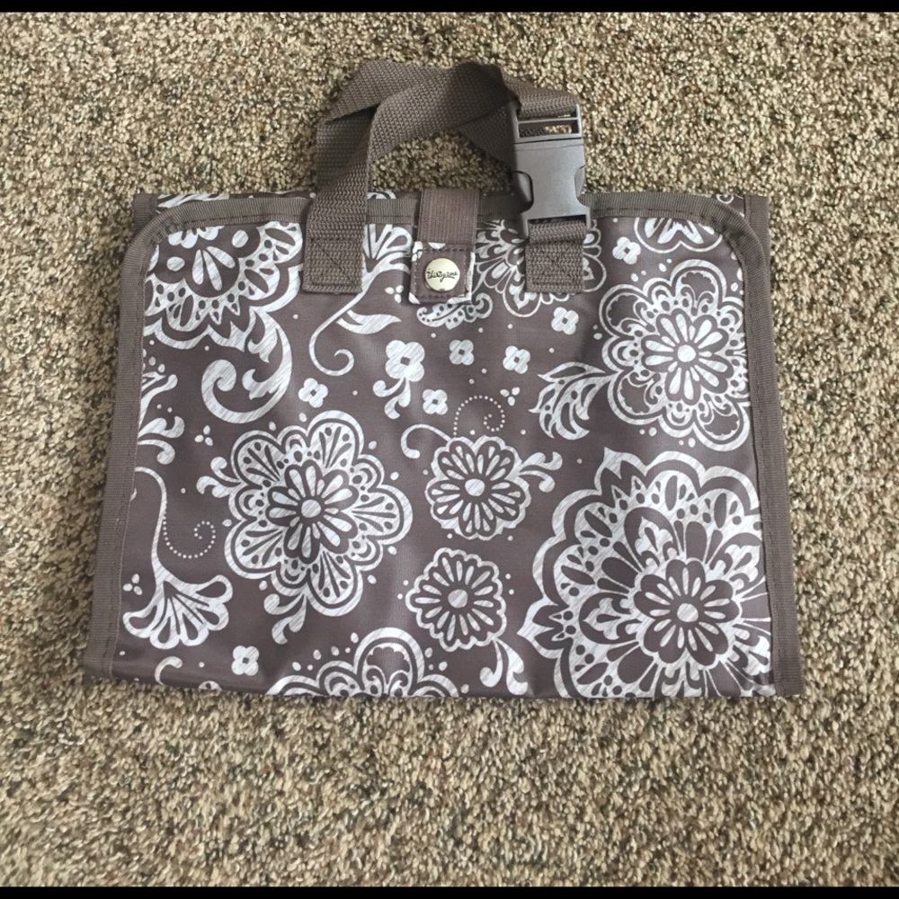 Thirty One Travel tote