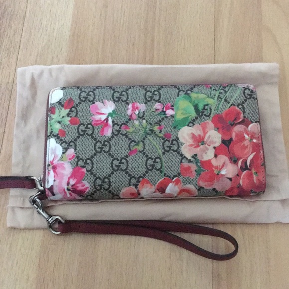 Brand New Gucci Wallet! Authentic - Picture 3 of 4