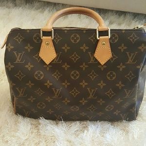 Authentic Louis Vuitton Monogram Speedy 30