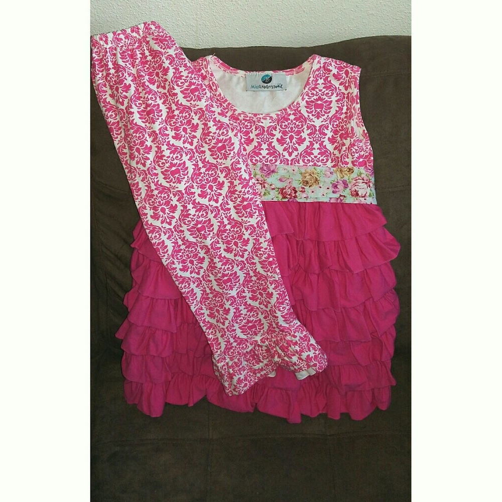 Pink layered Ruffle Boutique Outfit - Picture 3 of 8