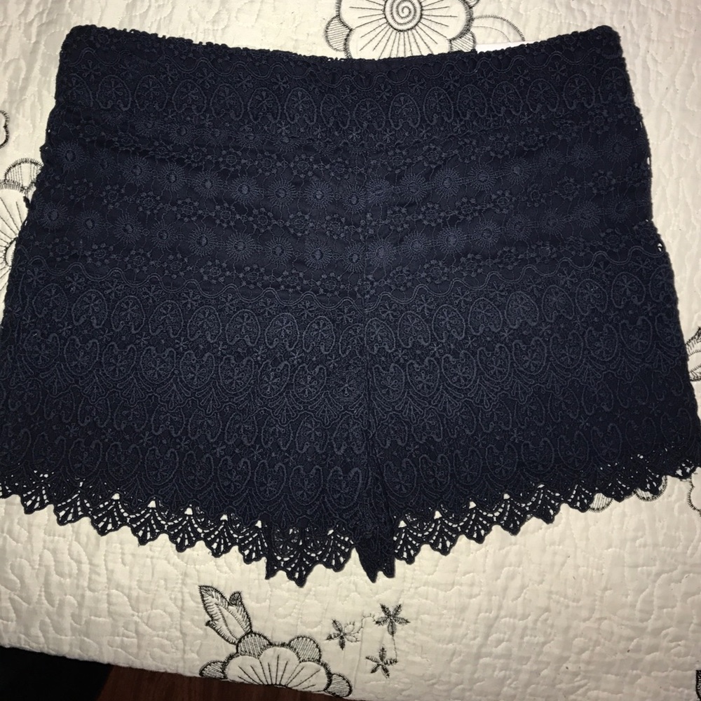 Ann Taylor LOFT The Riviera Short - Navy Blue