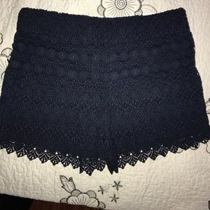 Ann Taylor LOFT The Riviera Short - Navy Blue