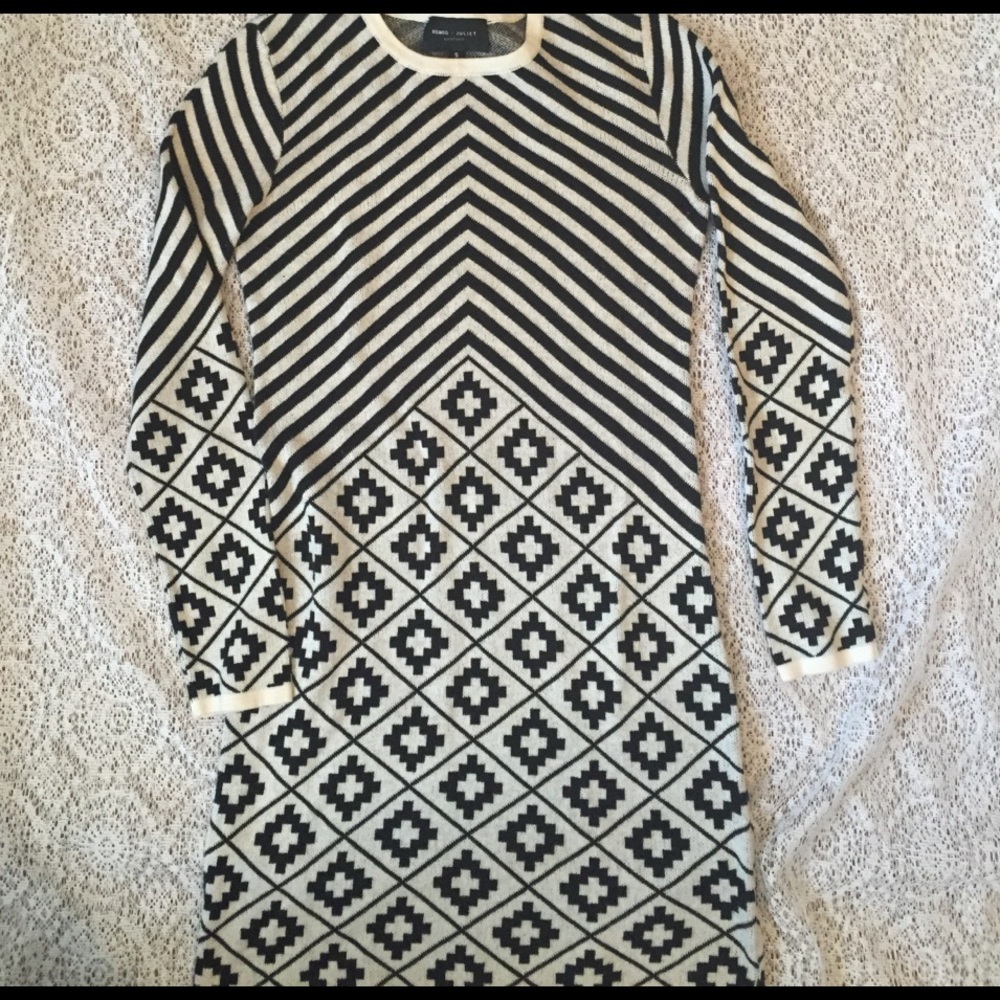 LN Romeo & Juliet Sweater Dress