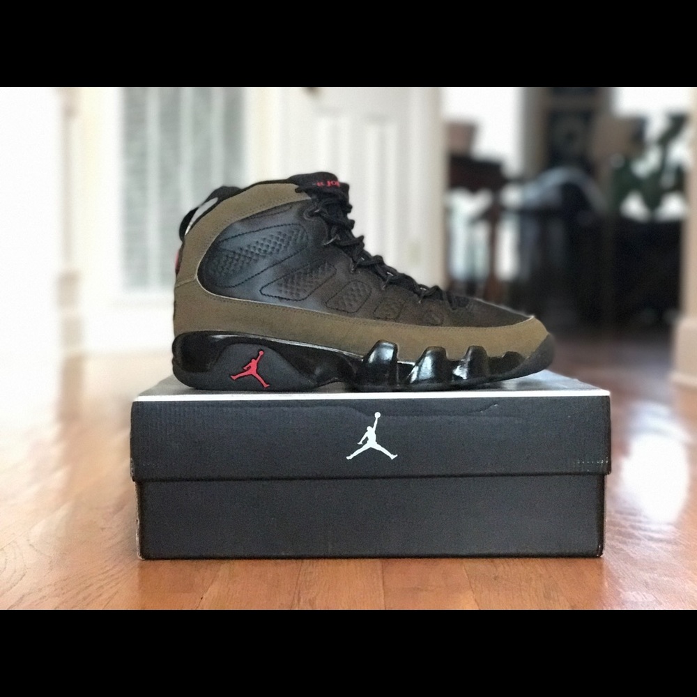 Air Jordan 9 Retro - Olive