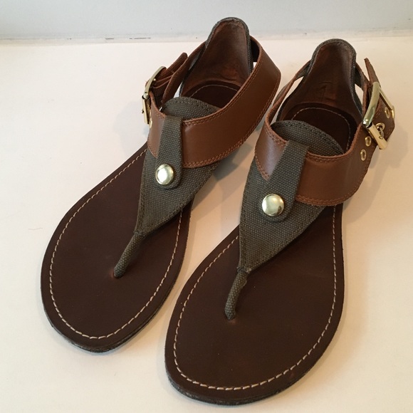 Steve Madden Shoes - Steve Madden thong sandals Steve Madden Shoes - Steve Madden thong sandals