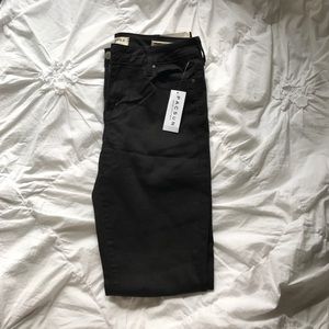 Black Pacsun skinny jeans