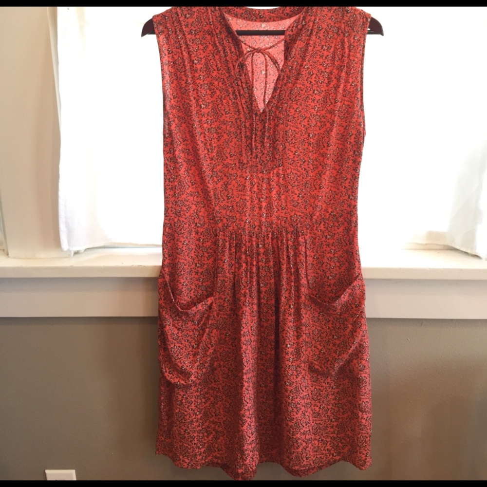 Gorgeous floral Anthropologie dress!