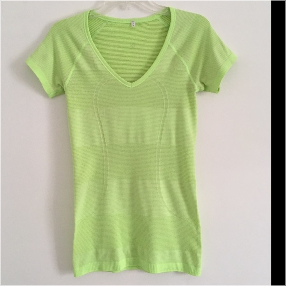 Lululemon Run Swiftly tee