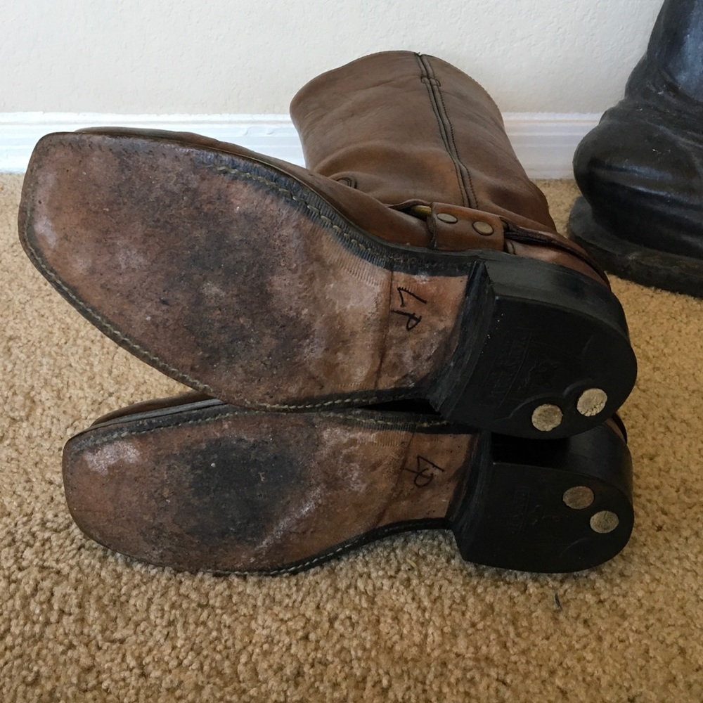FRYE ♨️♨️SOLD ♨️♨️🤠🕺🏼HOST PICK 🕺🏼 BOOT 9D - Picture 5 of 8