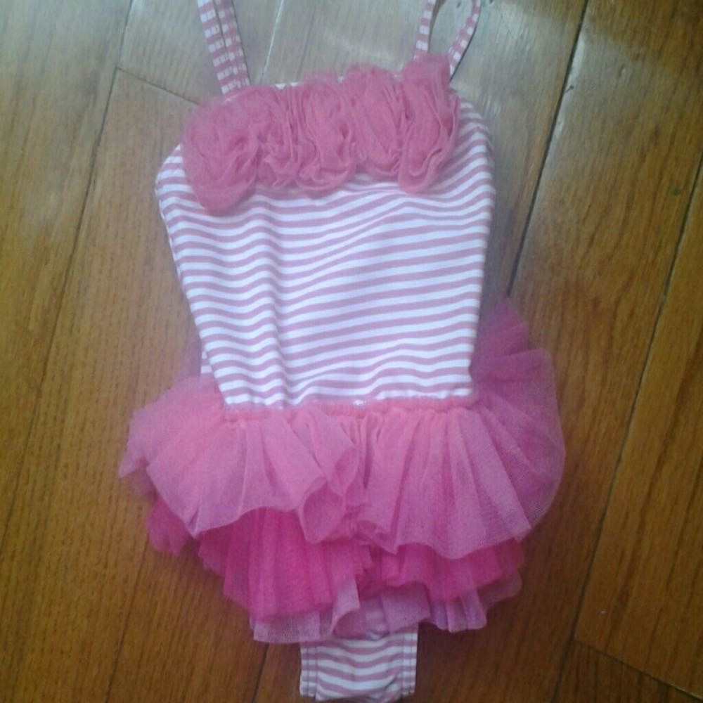 Very cute swimsuit