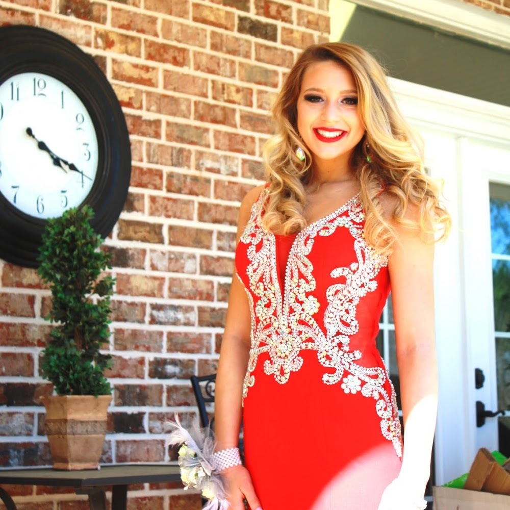 Meet your Posher, Mercedes