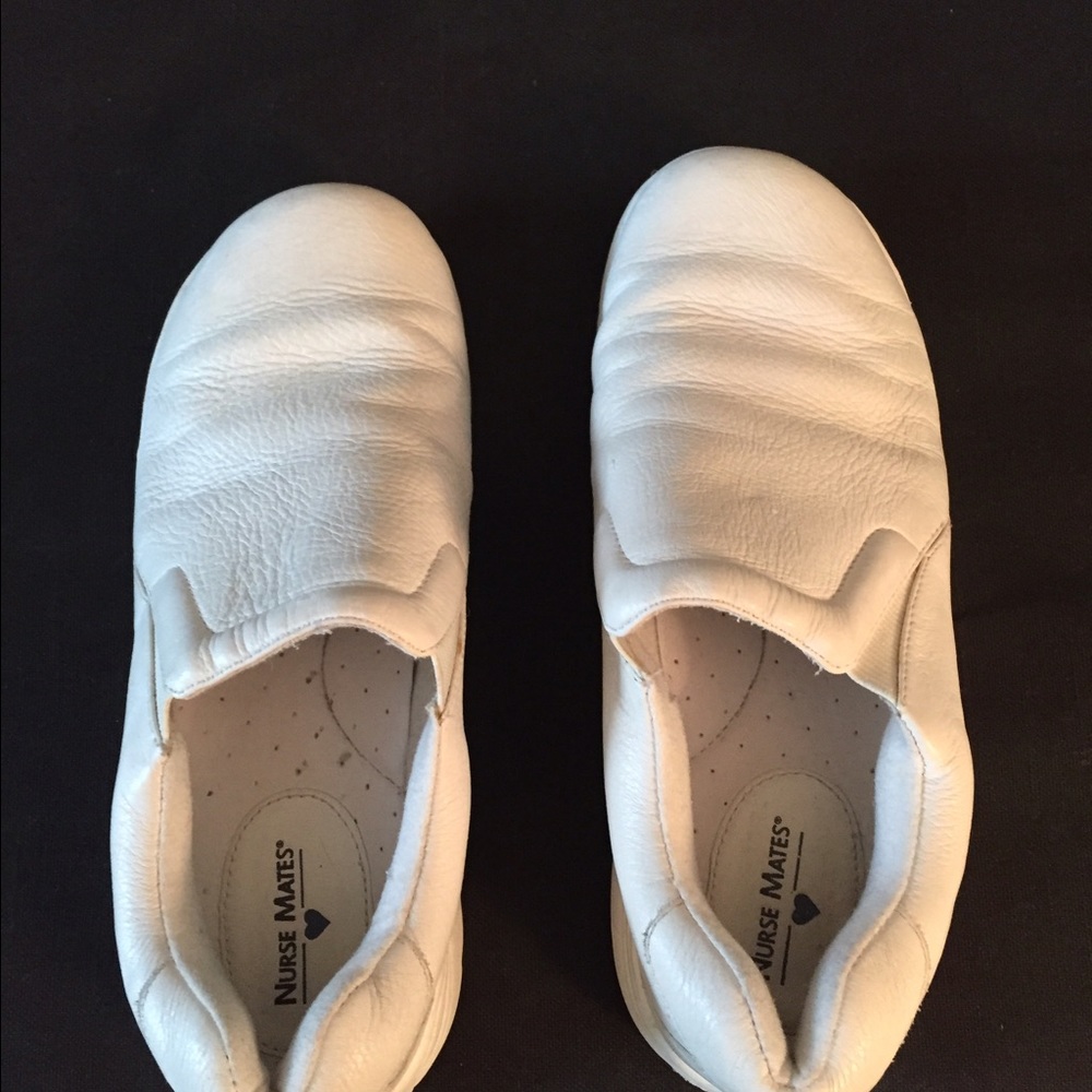 Uniform shoes