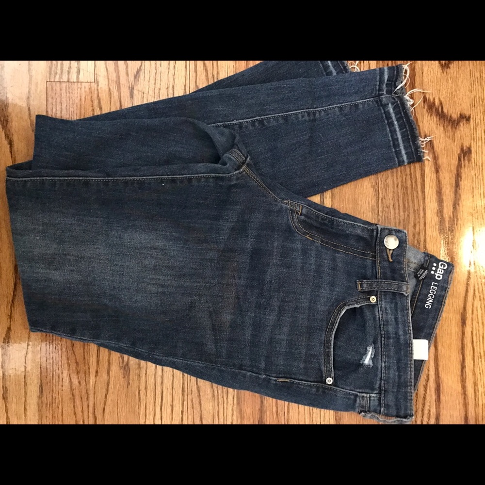 Gap ripped jeggings