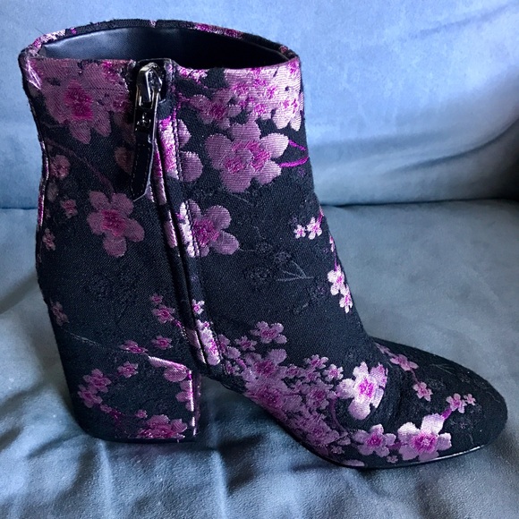 Sam Edelman booties - Picture 5 of 8