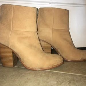 Rag and Bone Classic Newbury Light Tan Booties
