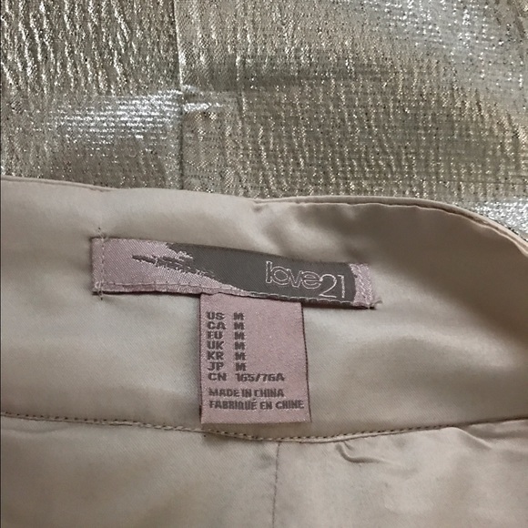 Gold skirt - Picture 3 of 3