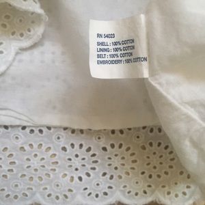 GAP Skirts - Gap Embroidered Midi White Skirt, Size 4 GAP Skirts - Gap Embroidered Midi White Skirt, Size 4