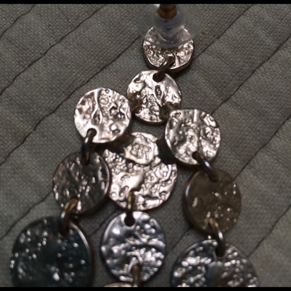 Banana republic matching bracelet and earrings - Picture 3 of 4