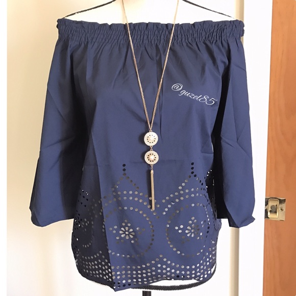 1 left❗️Blue off the shoulder blouse price firm - Picture 2 of 4