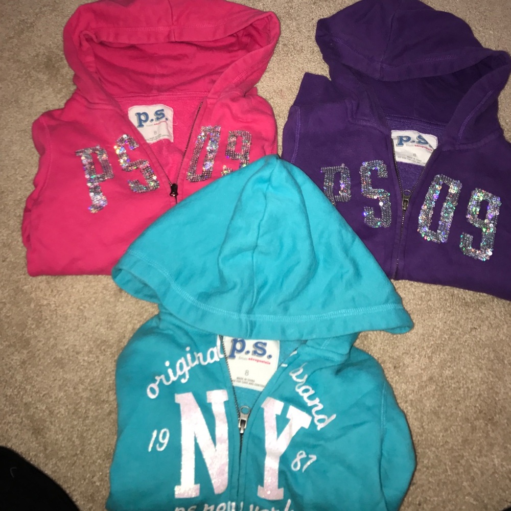 3 girls p.s. Aeropostale hoodies