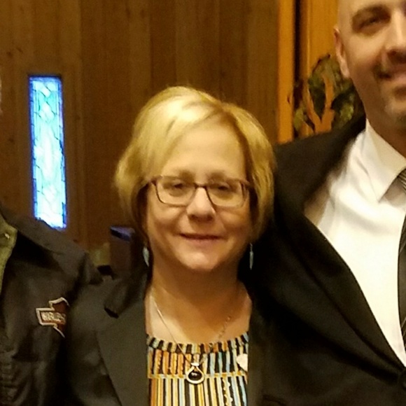 Meet your Posher, Shelli - Picture 1 of 1