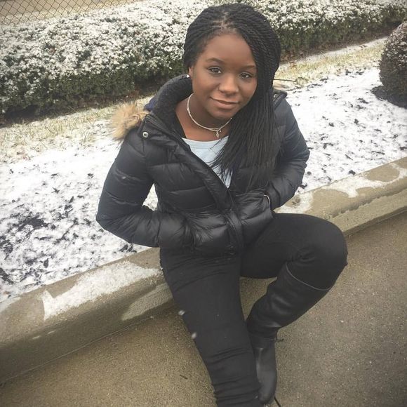 Meet your Posher, Lena - Picture 1 of 1