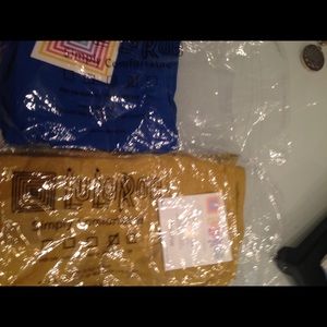 Brand New, still in bag, Lularoe OS leggings.